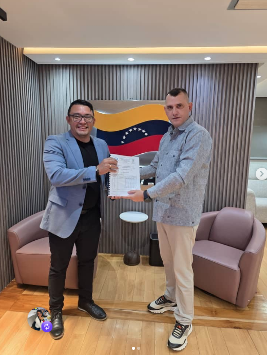 Sesión de trabajo con el ciudadano Ministro del Poder Popular para la Atención de las Aguas